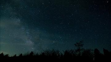 本編背景より「星空」